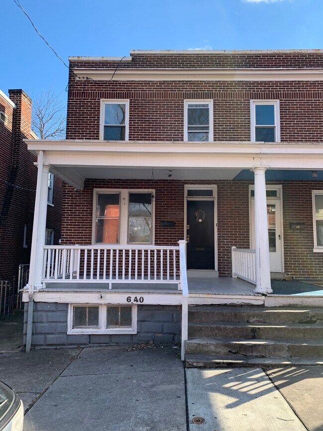 Unknown Property at 640 W Vine St in Lancaster, PA Listing Removed