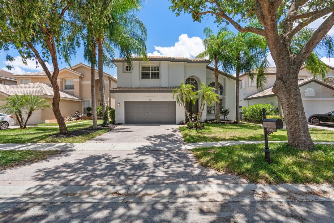 11566 Big Sky Ct in Boca Raton, FL - Foto de edificio