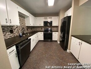 3454 Cliffside Dr in Schertz, TX - Building Photo - Building Photo