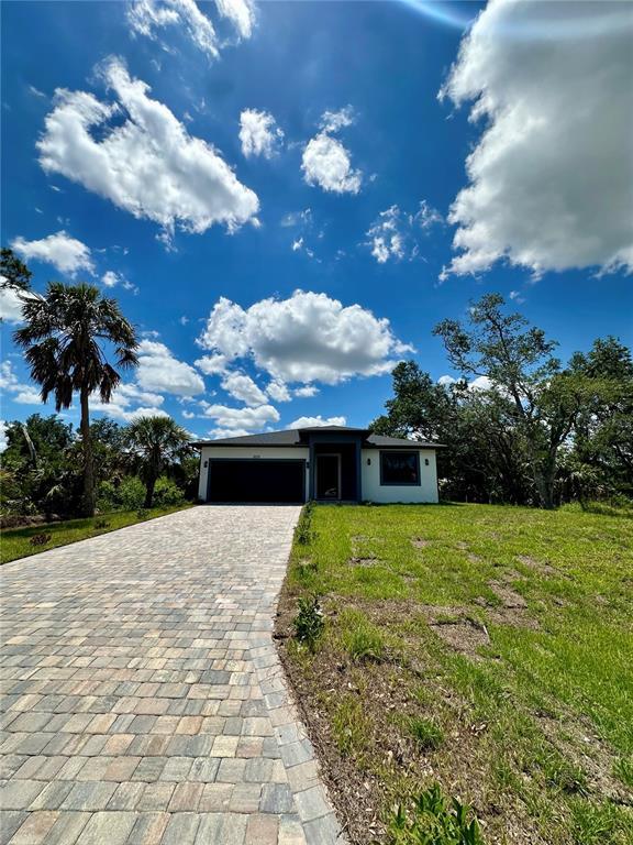 2079 Barrister St in North Port, FL - Building Photo - Building Photo