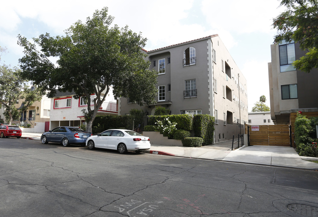 1140 N Ogden in Los Angeles, CA - Building Photo