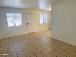 2061 S Apache Dr in Apache Junction, AZ - Building Photo - Building Photo