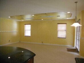 16301 SW 49th Ct in Miramar, FL - Building Photo - Building Photo