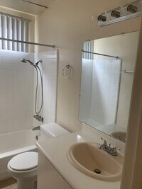 8016 Owensmouth Ave - 6