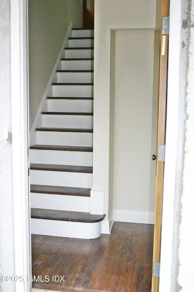 8 Moshier St, Unit B in Greenwich, CT - Building Photo - Building Photo