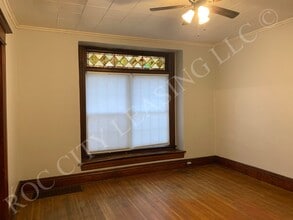 1079 Monroe Ave in Rochester, NY - Building Photo - Building Photo