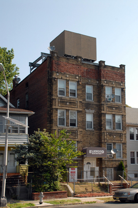 262 Elmwood Ave in East Orange, NJ - Building Photo