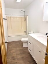 1313 Mulberry Mill Rd, Unit 4 in North Wilkesboro, NC - Foto de edificio - Building Photo