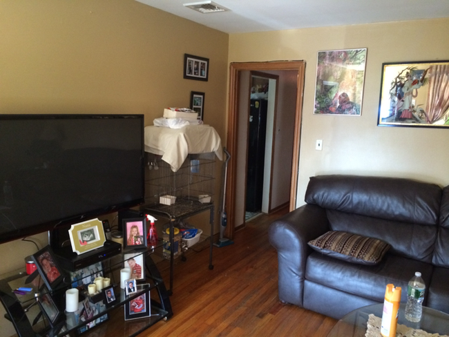 46 Wright St in Iselin, NJ - Building Photo - Building Photo