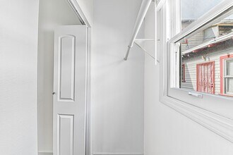 526 Magnolia Ave, Unit 08 in Long Beach, CA - Building Photo - Building Photo