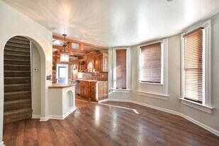 2467 S 700 E in Salt Lake City, UT - Building Photo