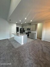 8432 Dreams Float Ct in Panama City Beach, FL - Foto de edificio - Building Photo