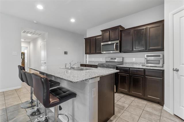 3813 Ridgeway Ln in Lantana, TX - Building Photo - Building Photo