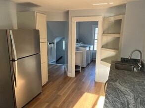 5 Liberty St, Unit 2 in Bath, ME - Building Photo - Building Photo