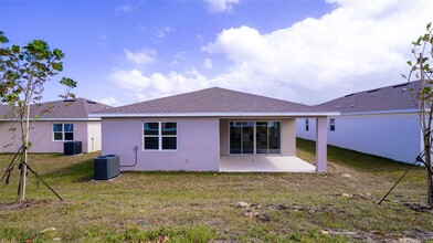 156 Hilltop Bloom Lp in Haines City, FL - Building Photo - Building Photo