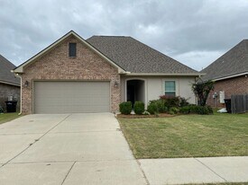 606 Acacia Dr in Bossier City, LA - Building Photo