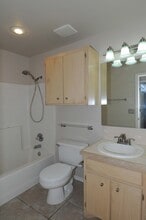 6203 S Leigh St in Amarillo, TX - Foto de edificio - Building Photo