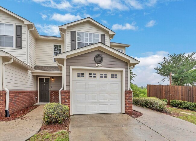 749 Majestic Dr in Crestview, FL - Building Photo - Building Photo
