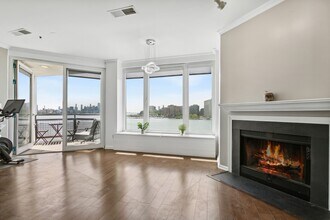 600 Harbor Blvd, Unit 1028 in Weehawken, NJ - Building Photo - Building Photo