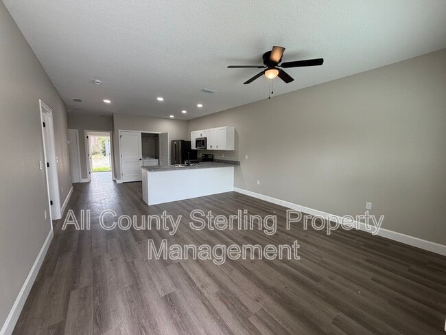 property at 1390 SE Magnolia Loop