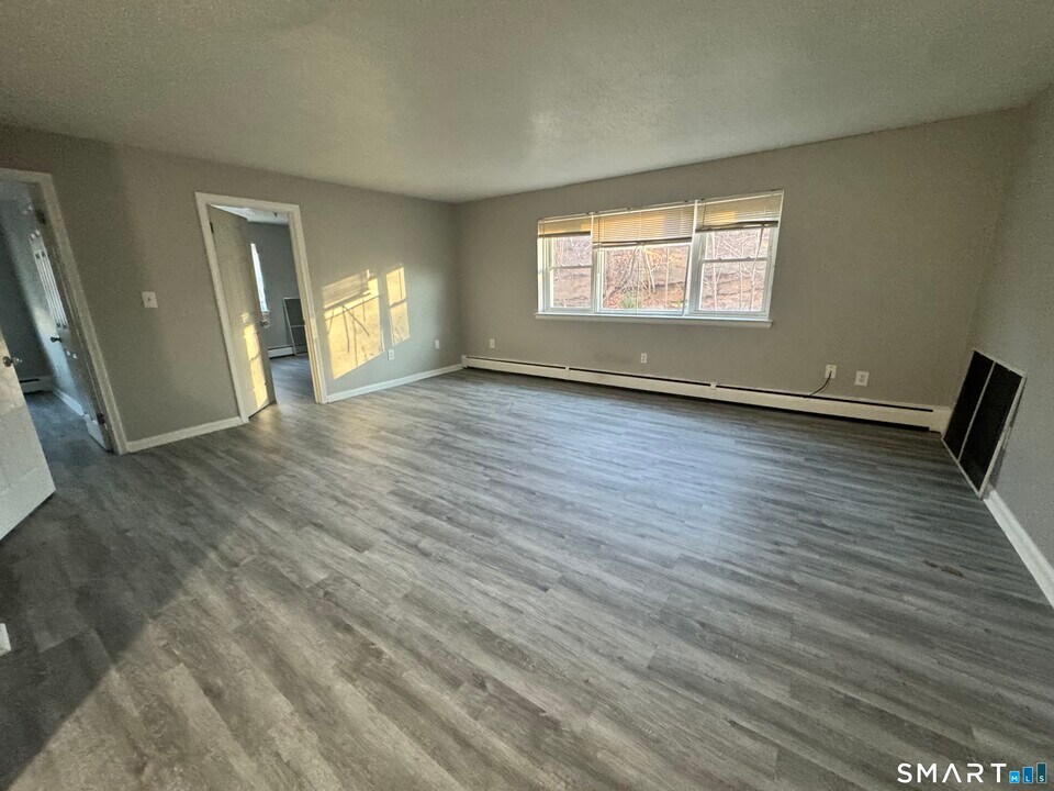 467 Allen St in New Britain, CT - Building Photo