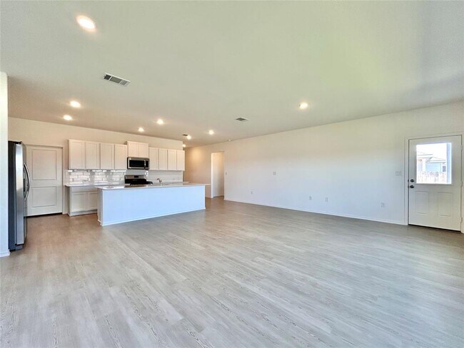 519 Vantage Dr in Hutto, TX - Building Photo - Building Photo