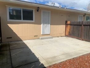 340 Brown St in Vacaville, CA - Building Photo - Building Photo