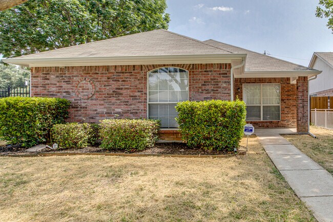 2763 Oak Bend Ln in Dallas, TX - Building Photo - Building Photo