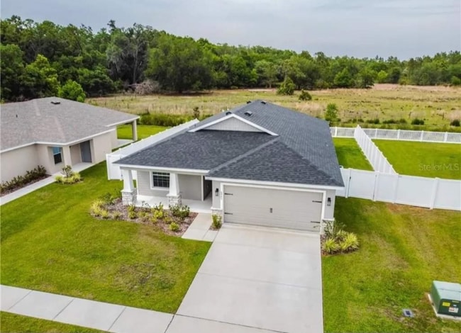 6945 Gideon Cir in Zephyrhills, FL - Building Photo - Building Photo