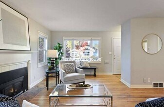5033 Oxford Ave in Edina, MN - Building Photo - Building Photo