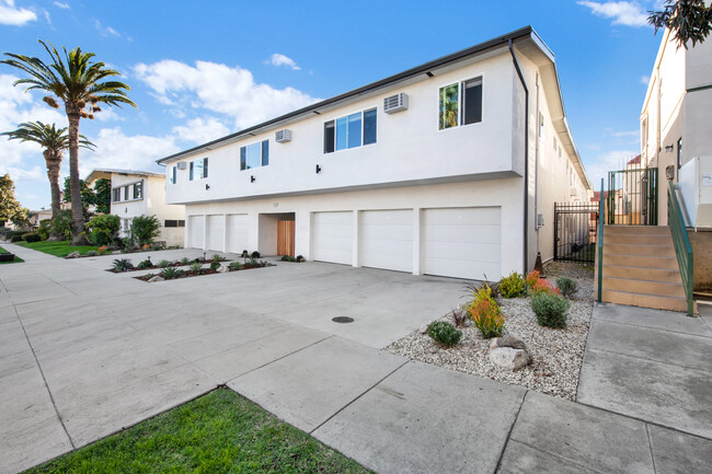 Belmont Manor Apartments in Glendale, CA - Building Photo - Building Photo