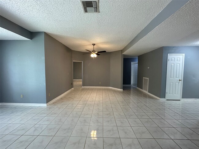 3319 Green Fields Dr in Sugar Land, TX - Building Photo - Building Photo