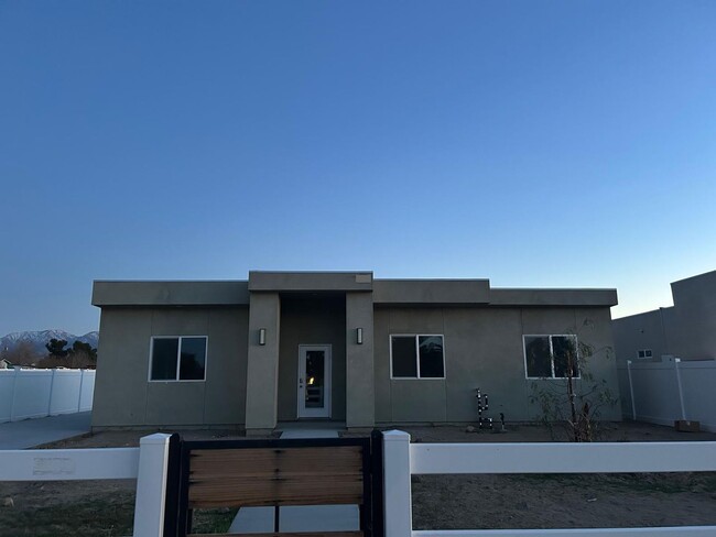 property at 9306 E Ave T 6