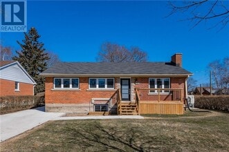 178 Fairfield Ave in Kitchener, ON - Building Photo - Building Photo