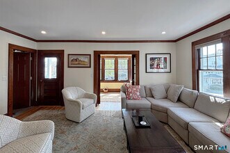 76 Harborview Ave in Bridgeport, CT - Building Photo - Building Photo