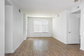 Portola at SouthGlenn in Centennial, CO - Building Photo - Interior Photo