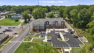 Bluebird Commons in Statesville, NC - Building Photo - Building Photo