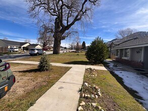 27760 Hialeah Dr in Tehachapi, CA - Building Photo - Building Photo