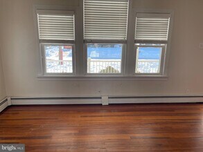 322 McKinley Ave in Pitman, NJ - Building Photo - Building Photo