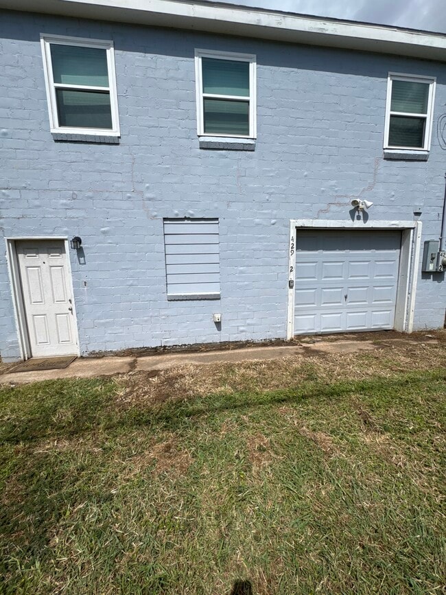 property at 429 W 2nd St