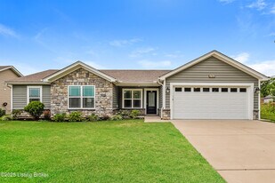 6106 Larkgrove Dr in Louisville, KY - Building Photo