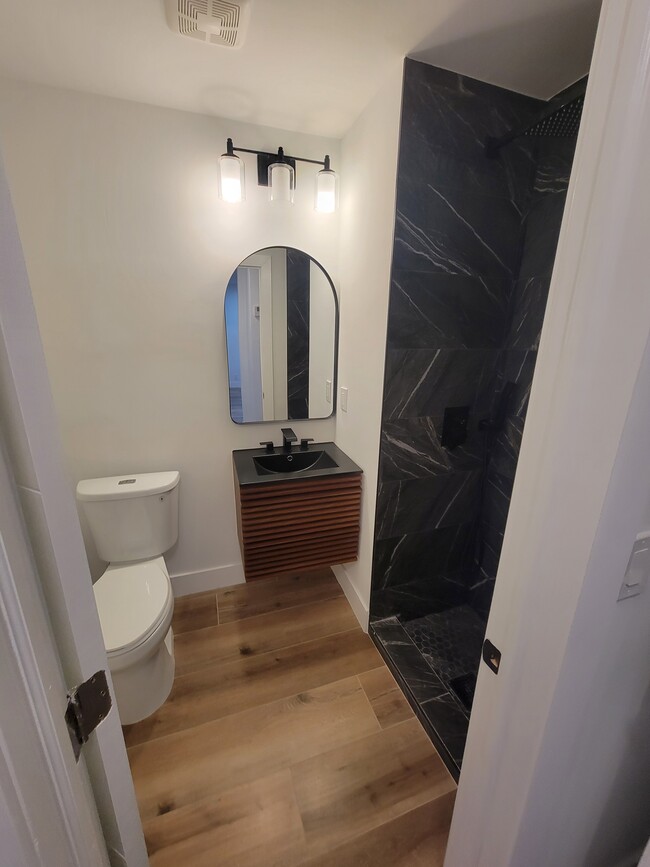 property at 9442 Oakburst Ln