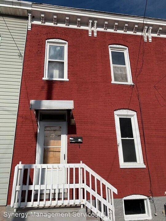 75 Madison Ave in Hagerstown, MD - Building Photo
