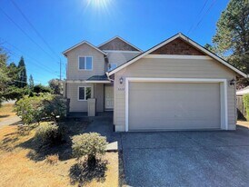 3329 SW Nyssen St in Beaverton, OR - Building Photo