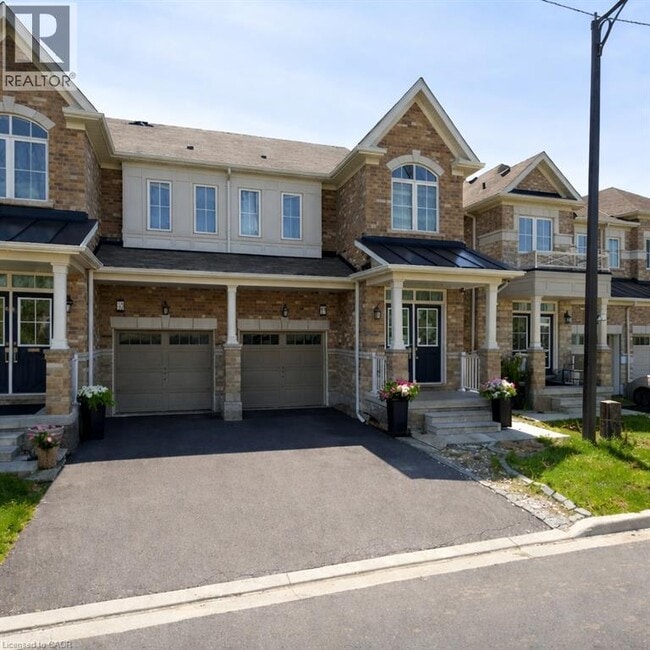 property at 95 Baffin Cres