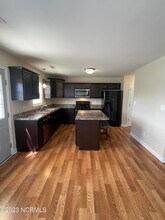 405 Duncan Dr S in Richlands, NC - Building Photo - Building Photo