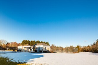 167 Jule Pond Dr in Southampton, NY - Building Photo - Building Photo