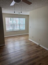 4642 Commander Dr in Orlando, FL - Building Photo - Building Photo