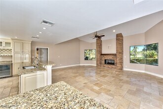 2106 Imperial Golf Course Blvd in Naples, FL - Building Photo - Building Photo