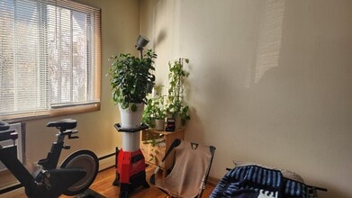 1851 N Oakland Ave (18 Unit) in Milwaukee, WI - Building Photo - Interior Photo